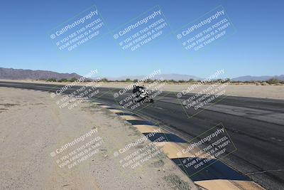 media/Dec-01-2025-Moto Forza (Mon) [[2daa91e15f]]/2-Intermediate Group/Session 4 (Turn 10 Inside)/